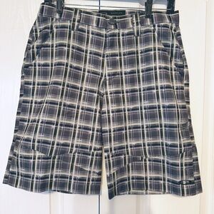 Men’s Oakley Flat Front Plaid shorts size 30W